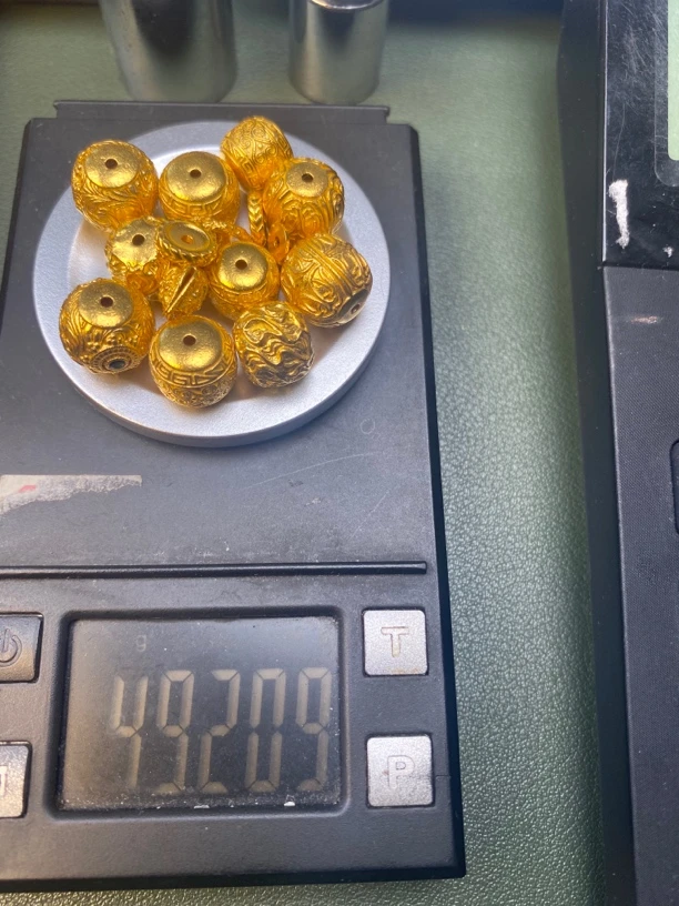 小于来了足金配饰