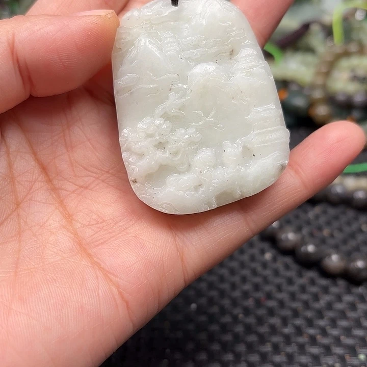 和田玉未镶嵌颈饰