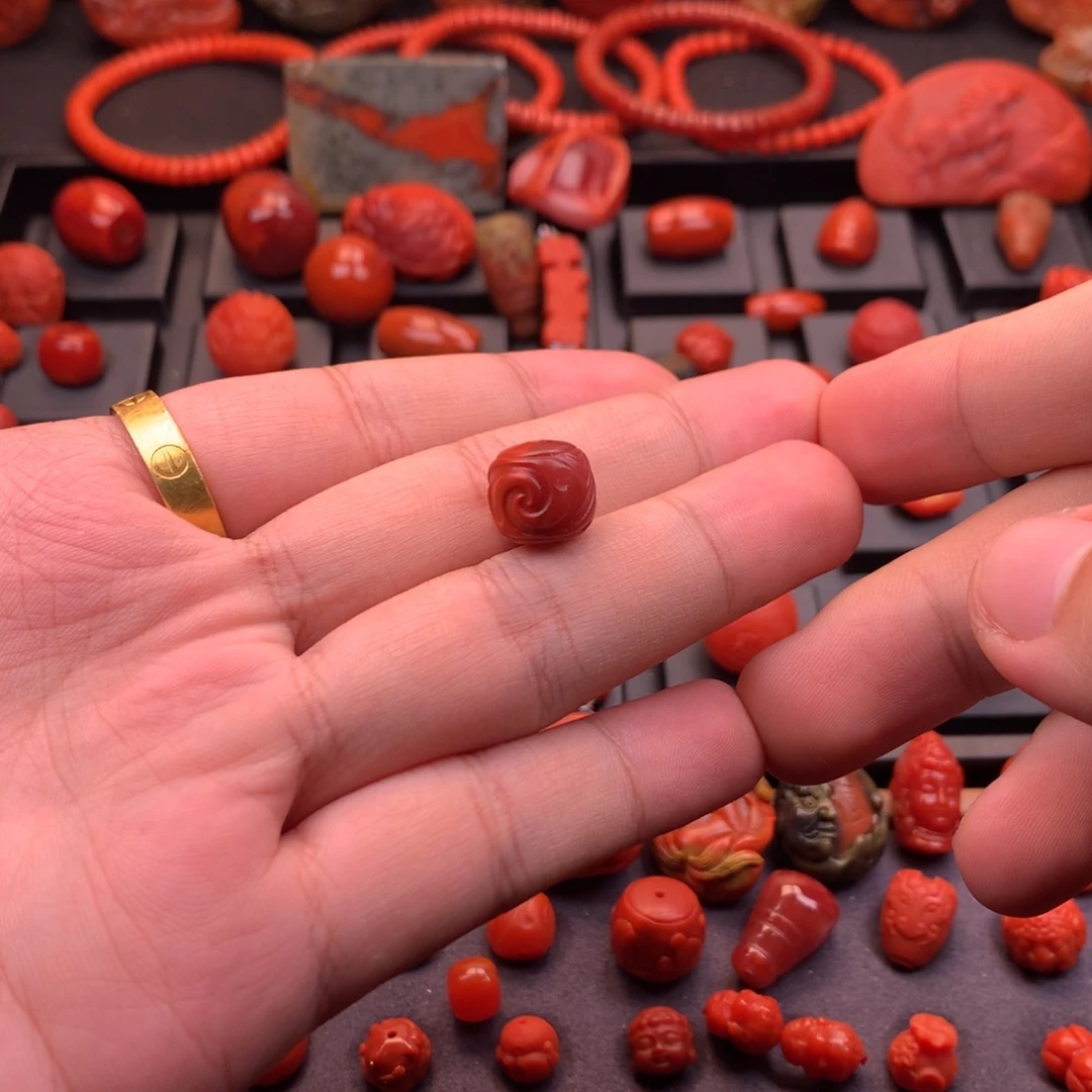 南红玛瑙未镶嵌南红精工雕刻博古文老型12mm