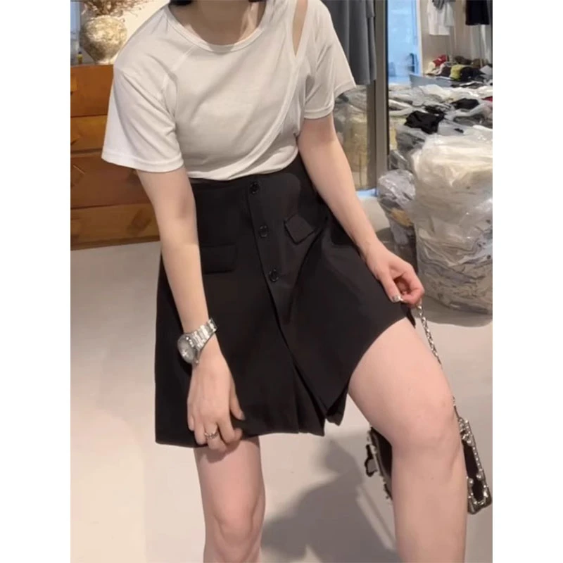 设计感褶皱三粒扣短裤裙女夏季新大码梨型身材遮胯显瘦A字半身裙