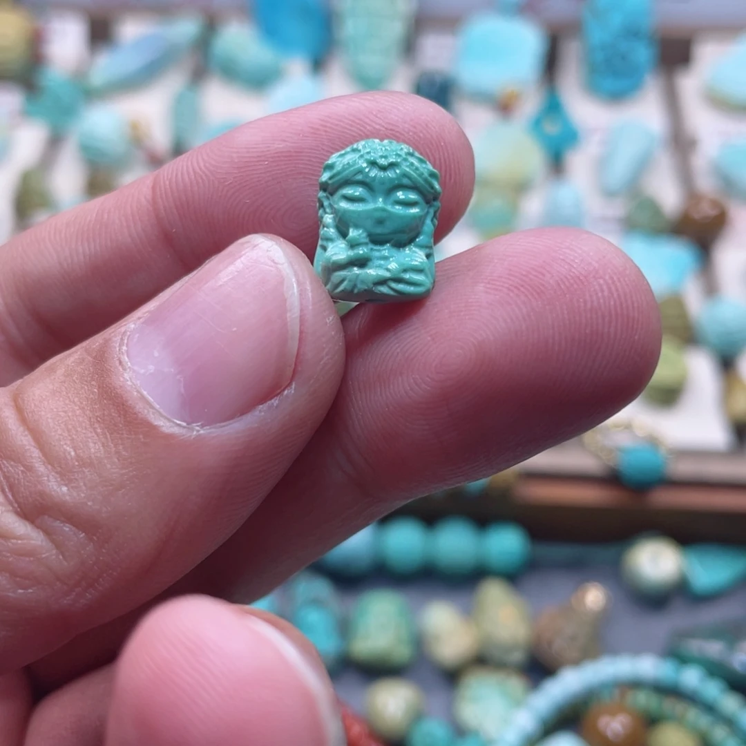 绿松石配饰未镶嵌