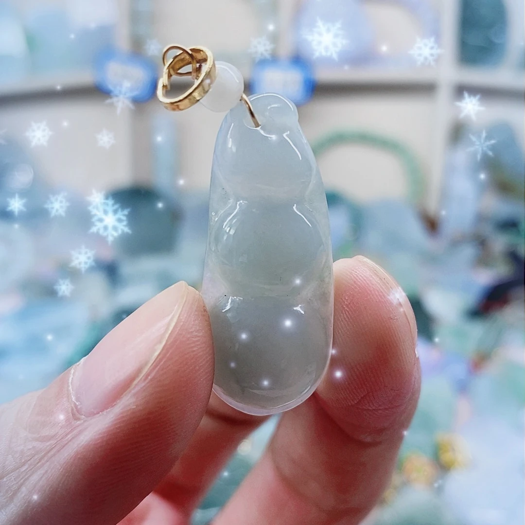 吊坠(不含链)未镶嵌翡翠微瑕