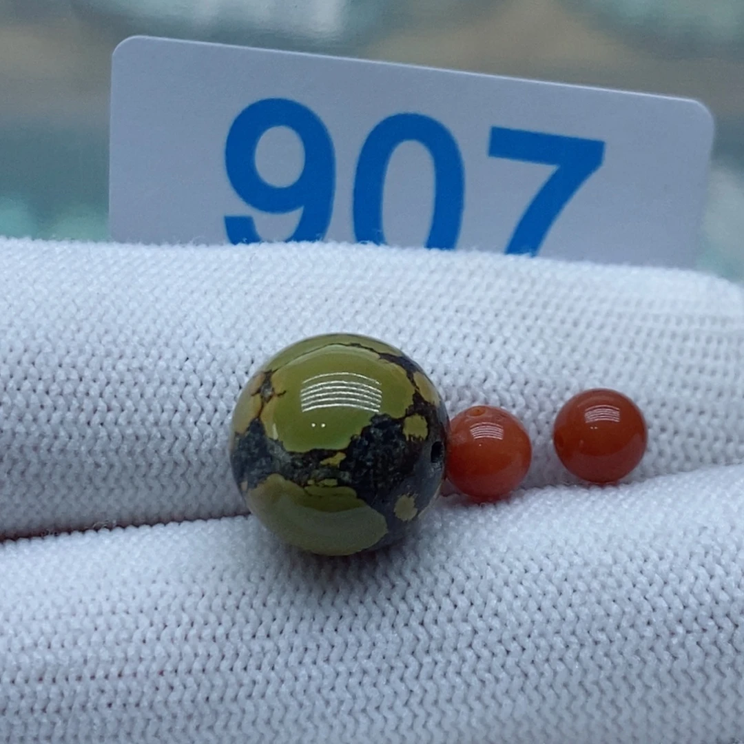 南红玛瑙未镶嵌珠宝奇石