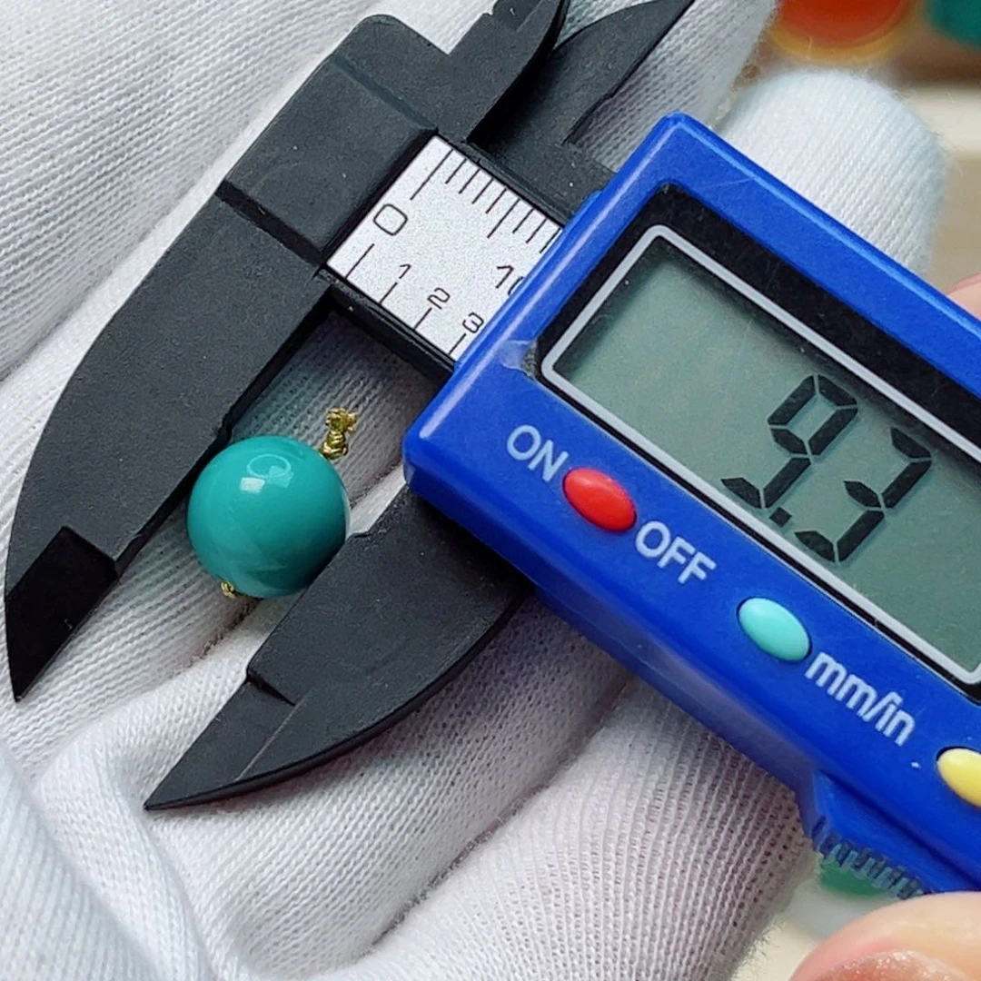 绿松石珠宝未镶嵌