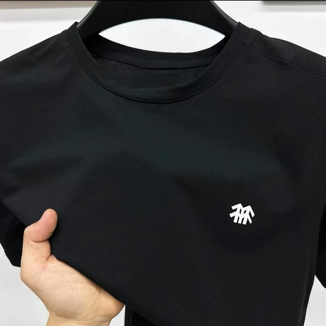 两棵树【专柜】夏季新款圆领短袖t恤男女同款清爽运动{发正标}