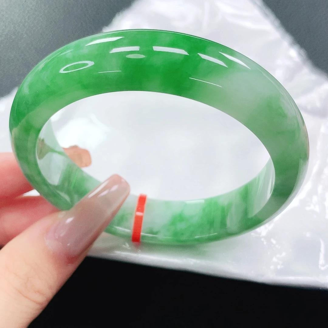 翡翠手镯未镶嵌天*58圈