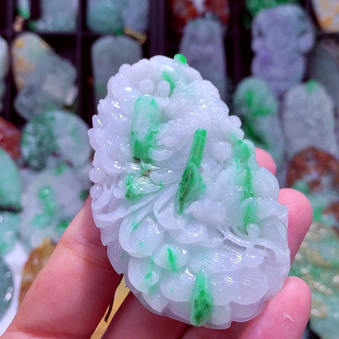 颈饰未镶嵌翡翠天然