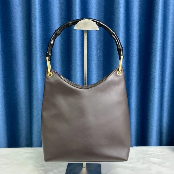 95新 GUCCI/古驰 兔兔奢Q/古驰单肩包/250306017