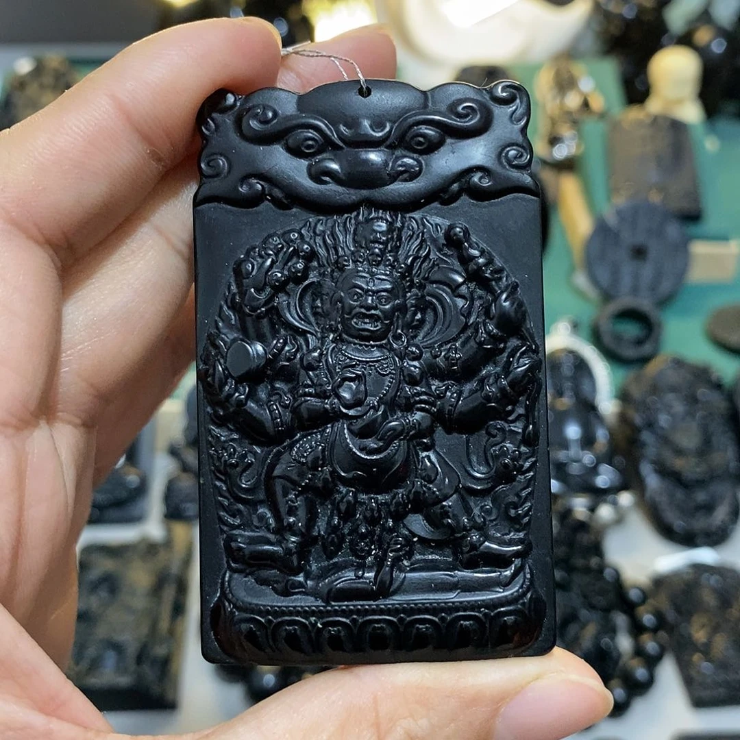 蛇纹石玉颈饰未镶嵌T****星