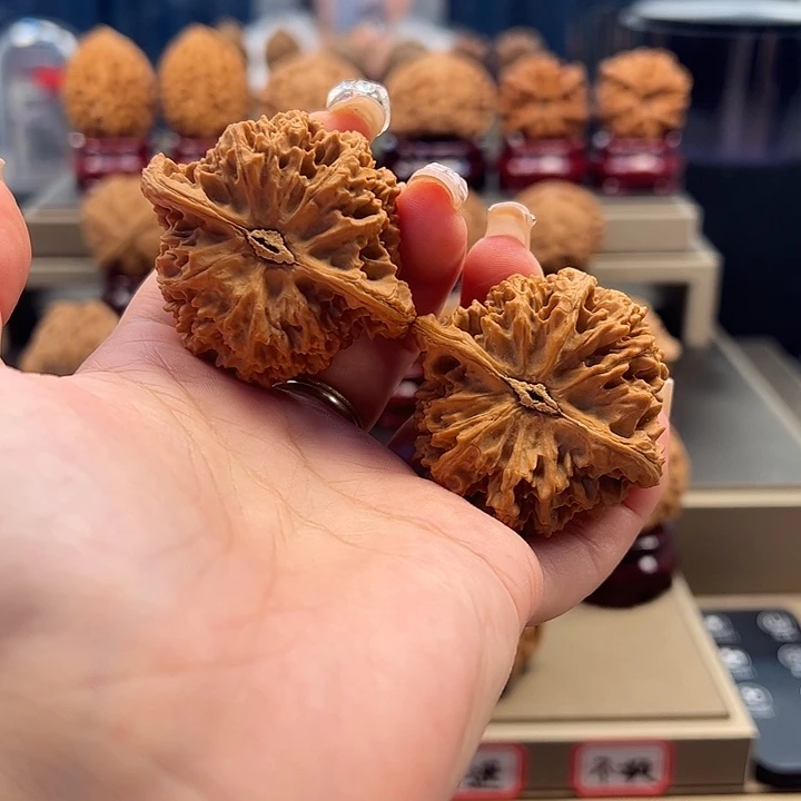 文玩核桃把件47 满天星 o-003