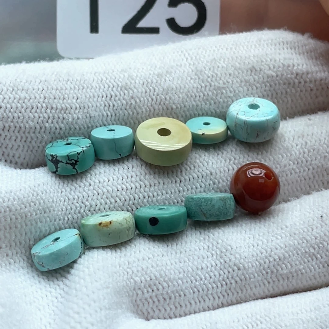 南红玛瑙未镶嵌珠宝奇石