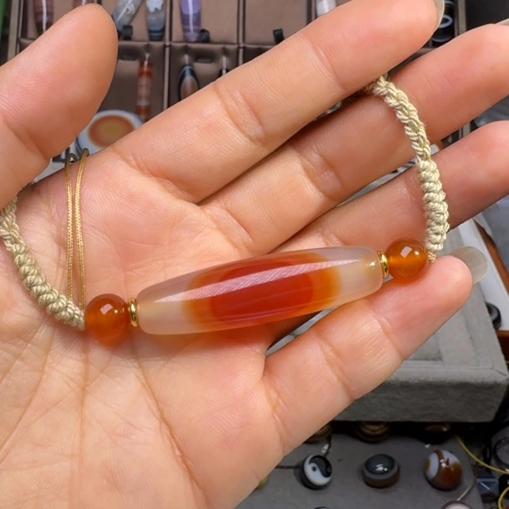 C***r玛瑙/玉髓颈饰未镶嵌