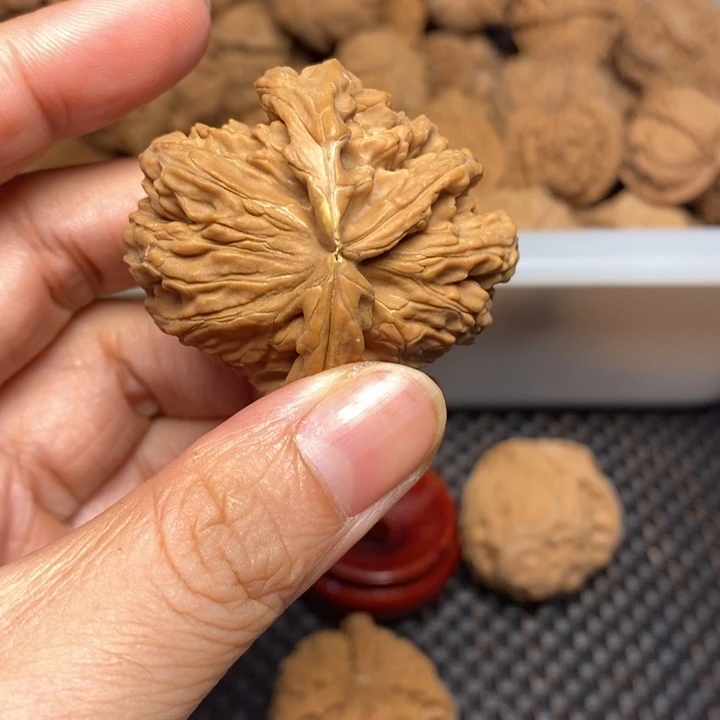 是***辰吊坠文玩核桃文玩核桃异形单只