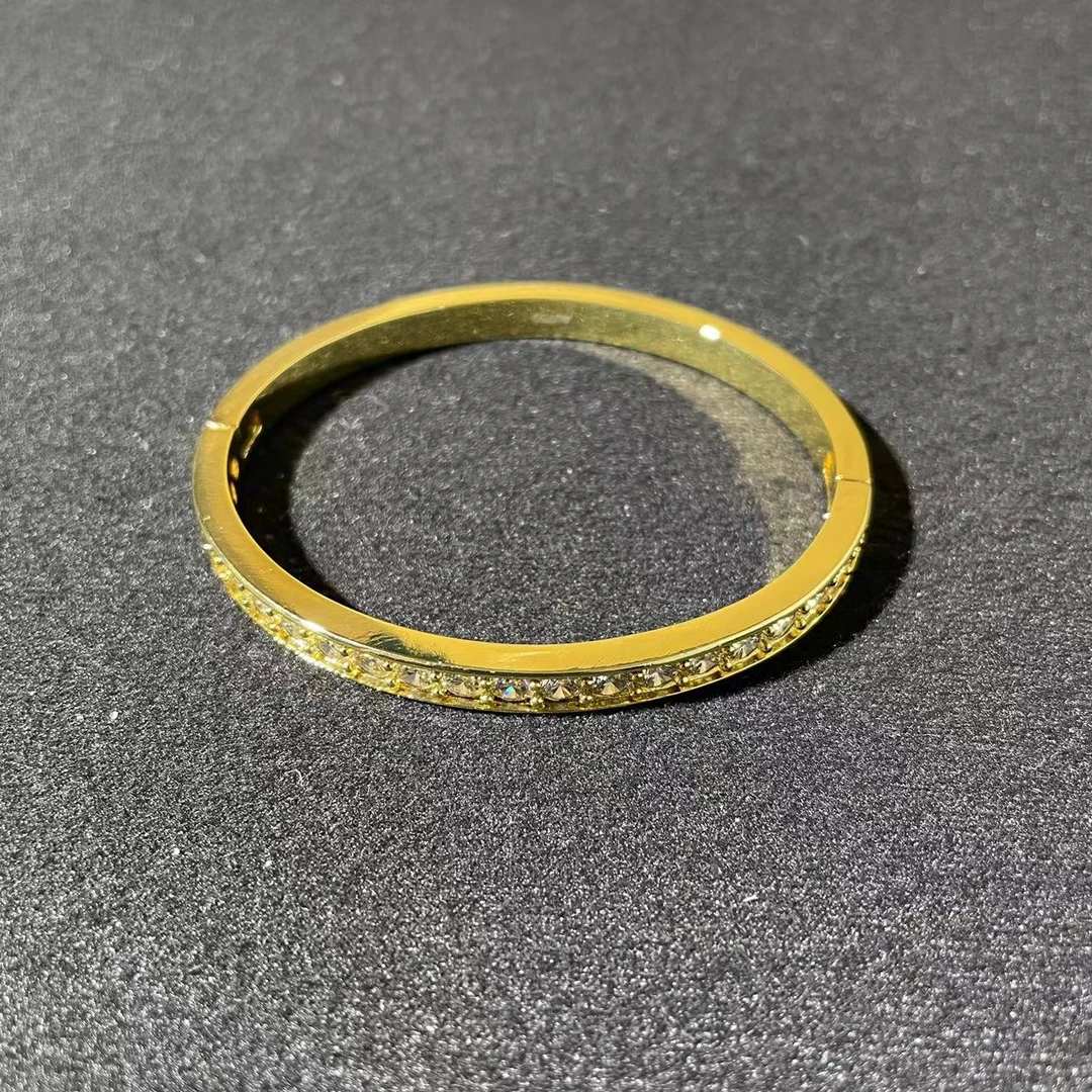 【高端定制】SMA-1356时尚设计手镯多样性发一件