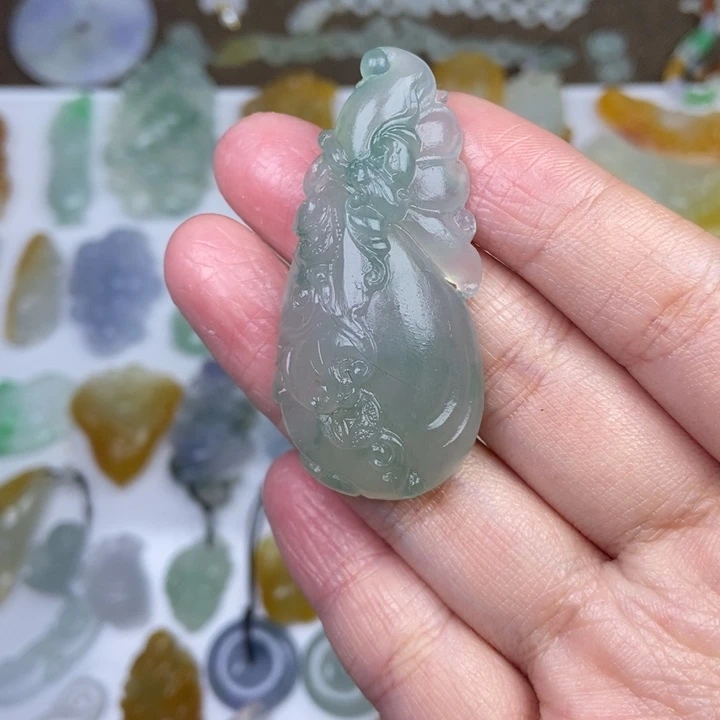 定制翡翠未镶嵌钱袋