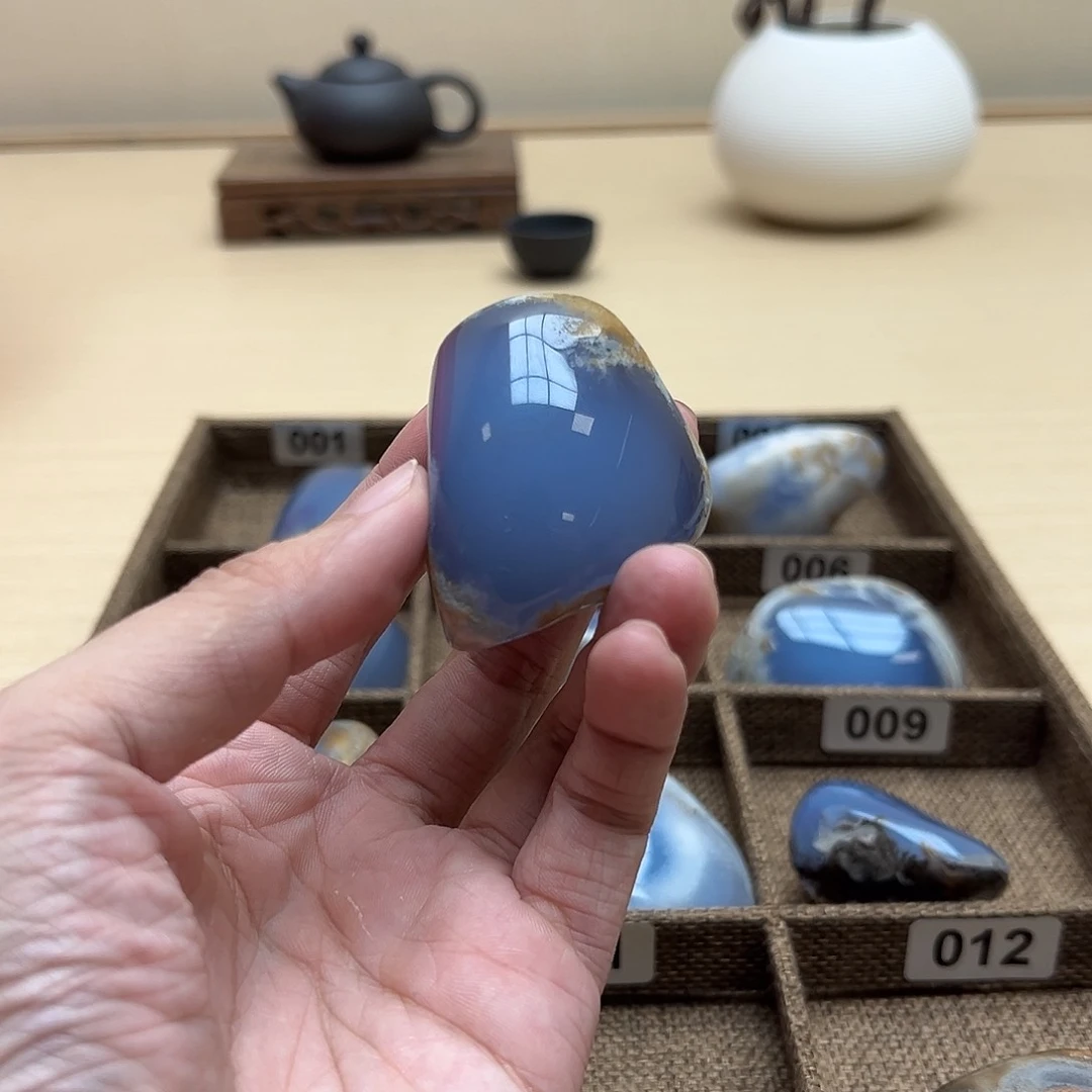 未镶嵌玛瑙/玉髓珠宝奇石P****y