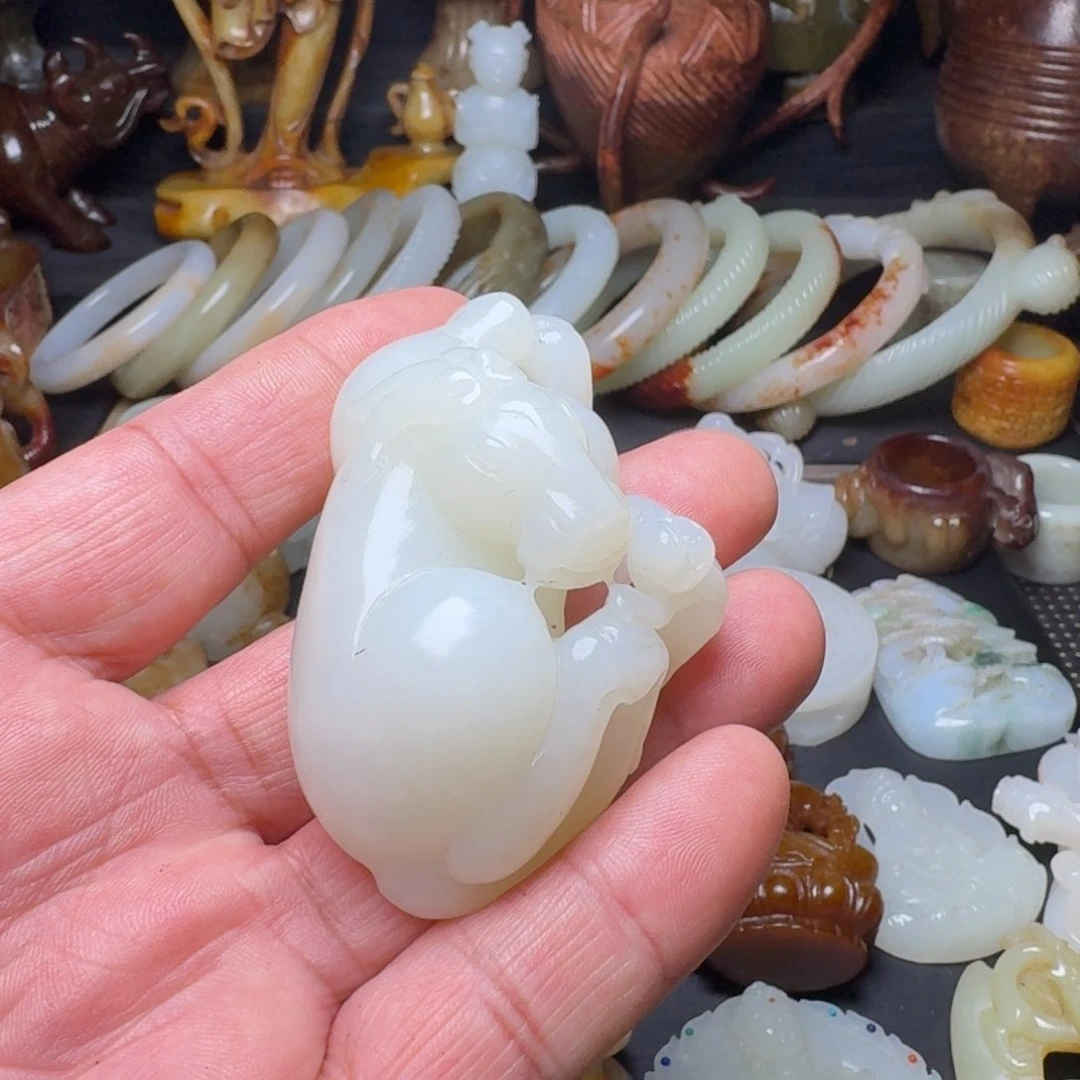 和田玉挂件未镶嵌