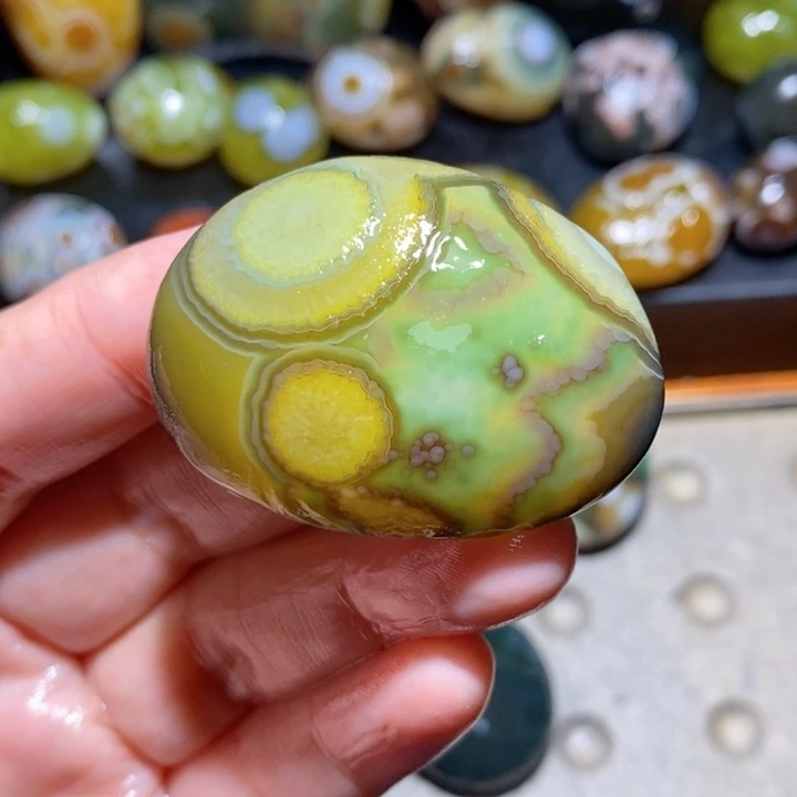 未镶嵌玛瑙/玉髓珠宝半成品95