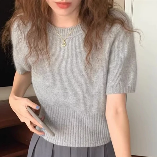 早春女装高级感灰色短袖针织衫夏季内搭打底毛衣洋气半袖短款上衣