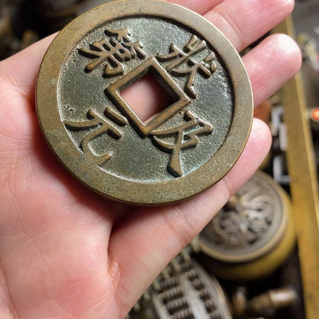 精美铜器做工精良