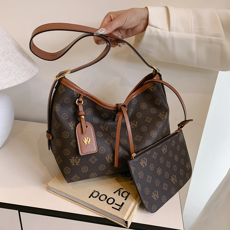 女士大号休闲印花轻奢包（0860）包包女款上班专用包百搭单肩