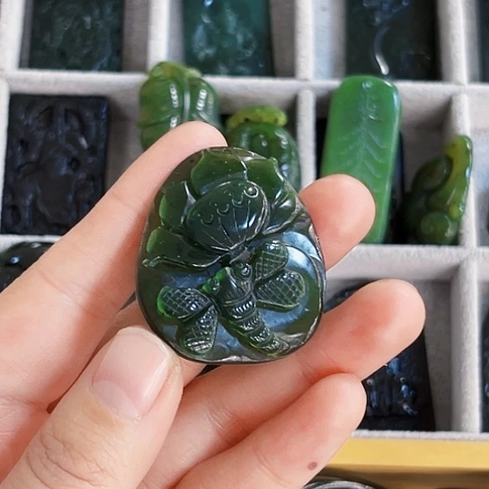 蛇纹石玉手链合金东****参