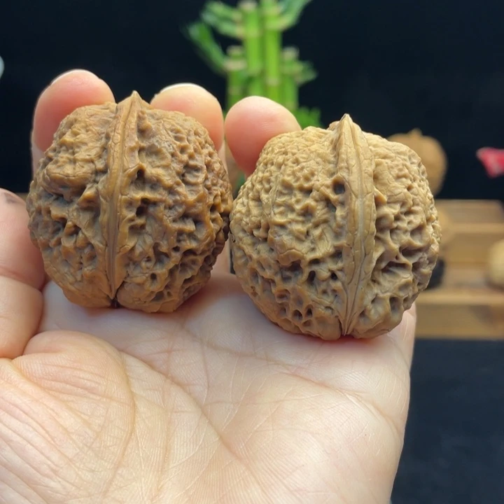 把件文玩核桃云南铁核桃27