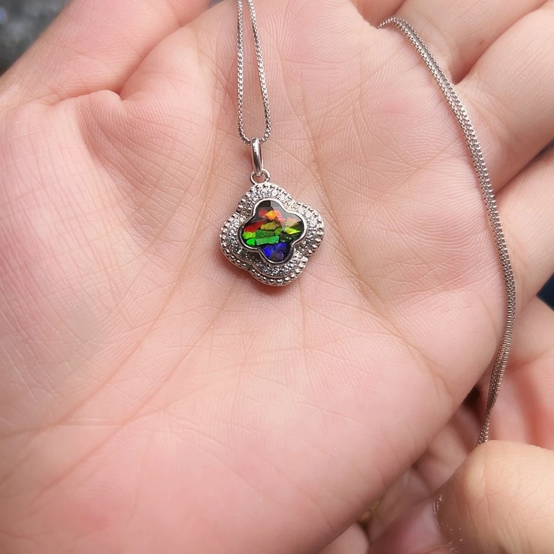 吊坠碧玺（处理）四叶草斑彩石吊坠23号