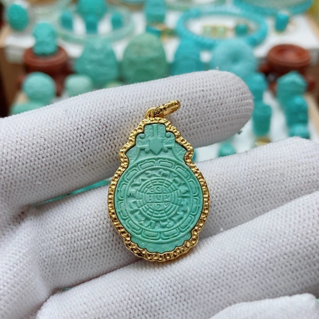 绿松石18K金镶嵌九宫八卦牌