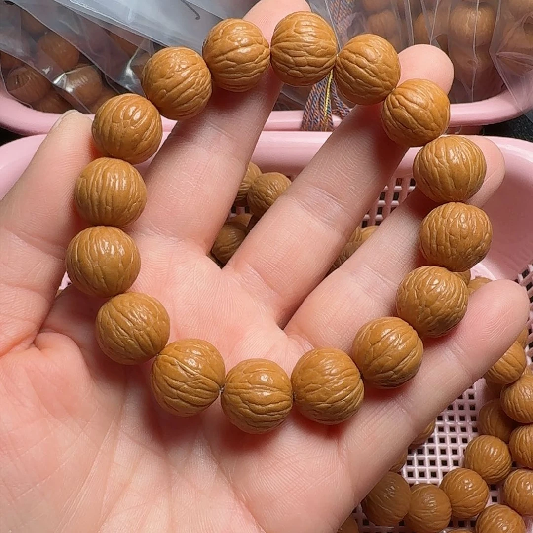 猴头核桃手串凤羽