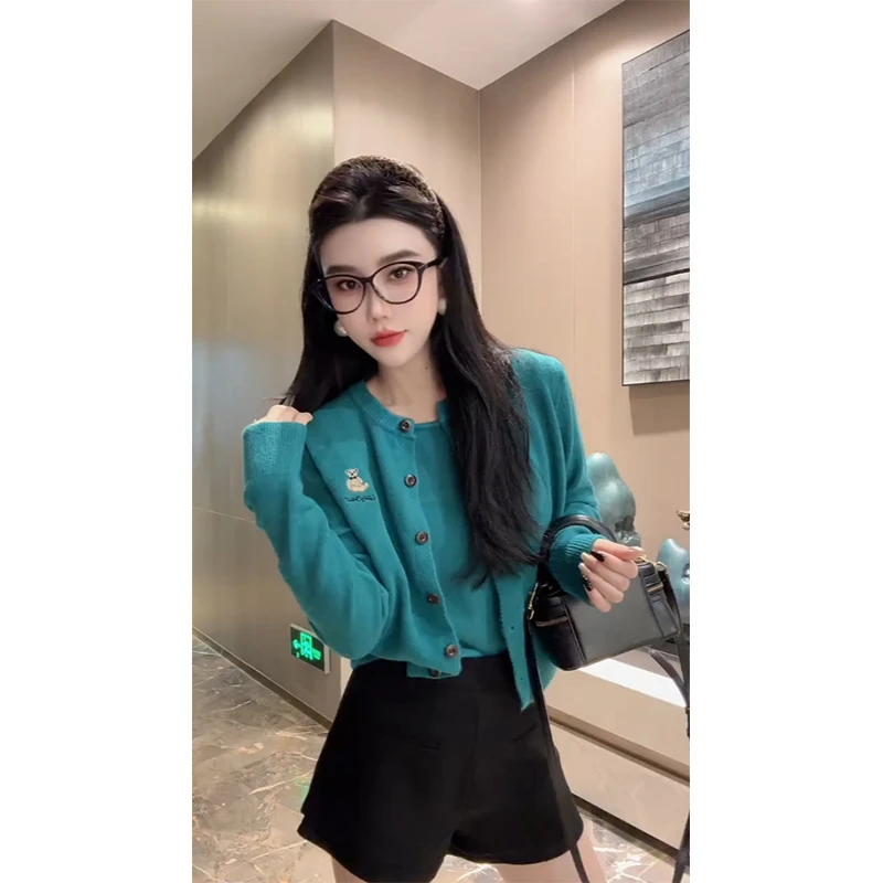 法式温柔简约小熊刺绣两件套背心+针织开衫时尚气质洋气上衣女