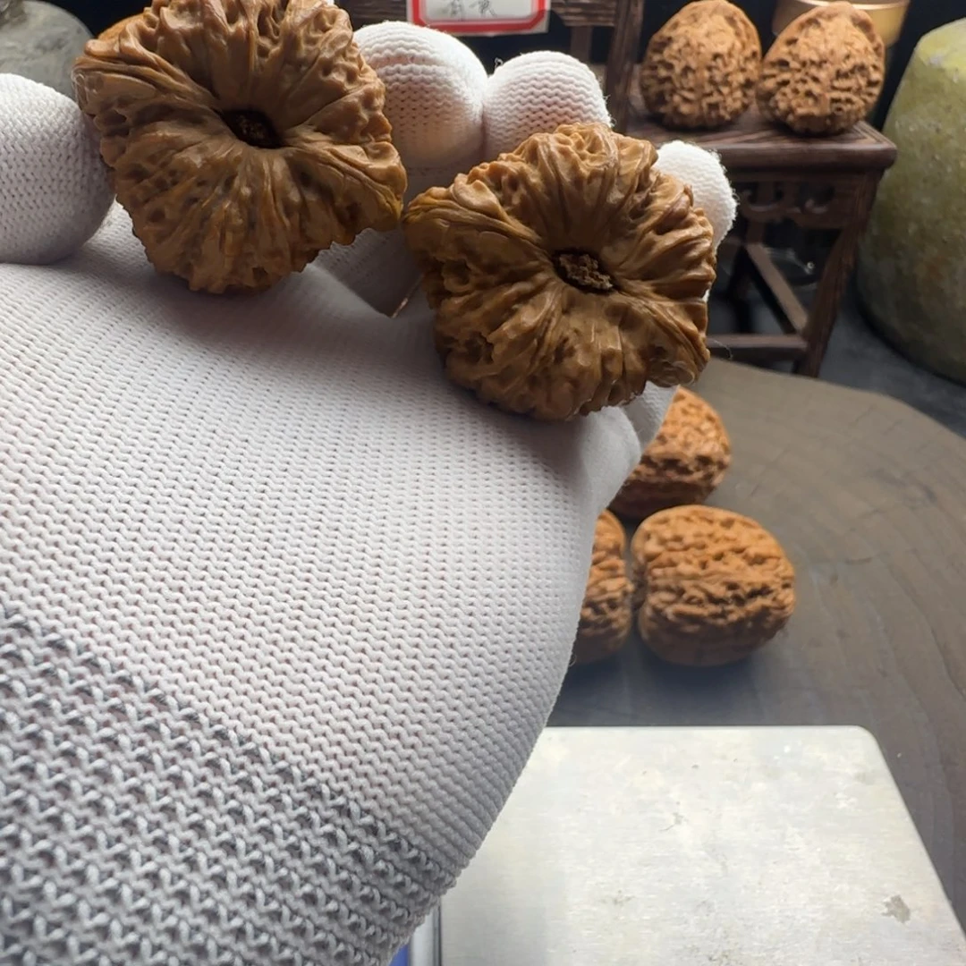 文玩核桃吊坠41奥迪