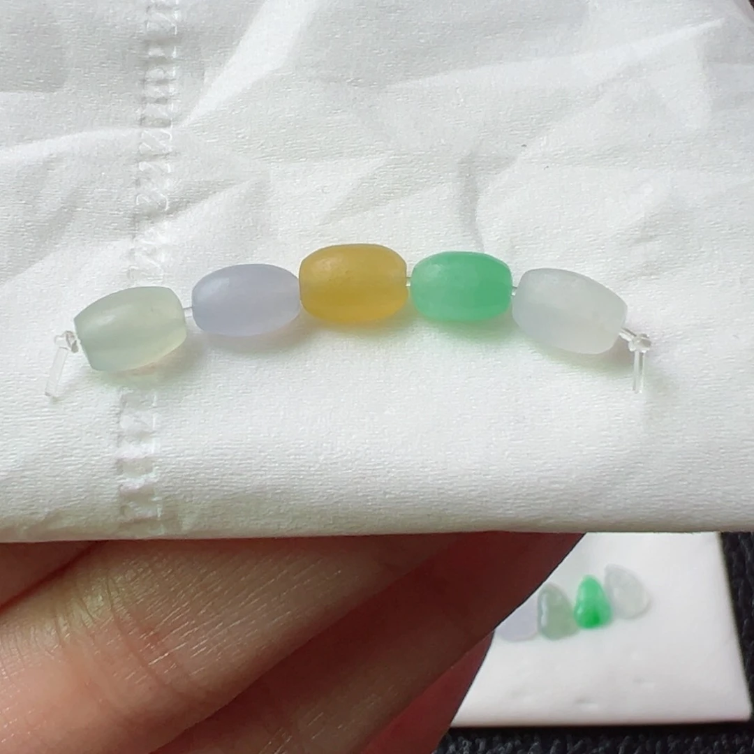 定制翡翠未镶嵌珠珠5颗