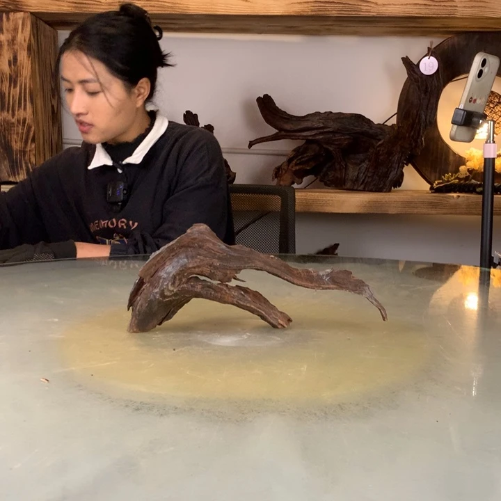 紫***村天然的云南紫柚木会黄水