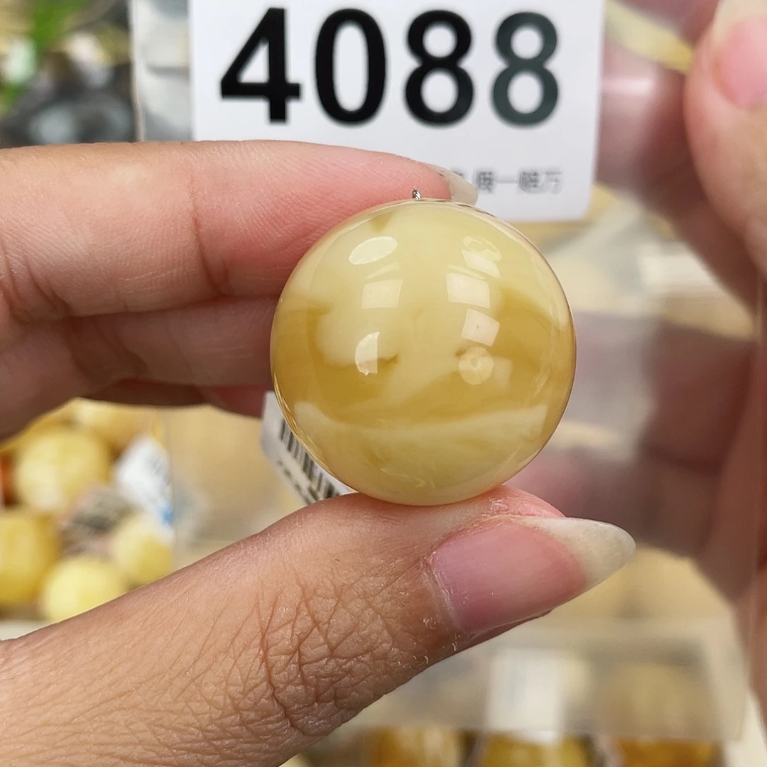 蜜蜡未镶嵌裸石26