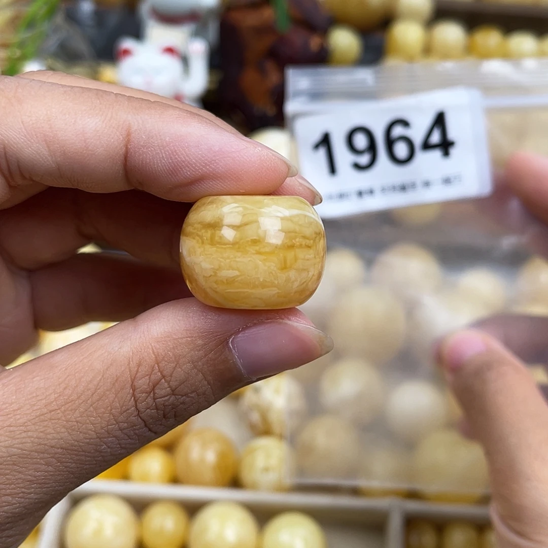 琥珀未镶嵌珠宝奇石21.5