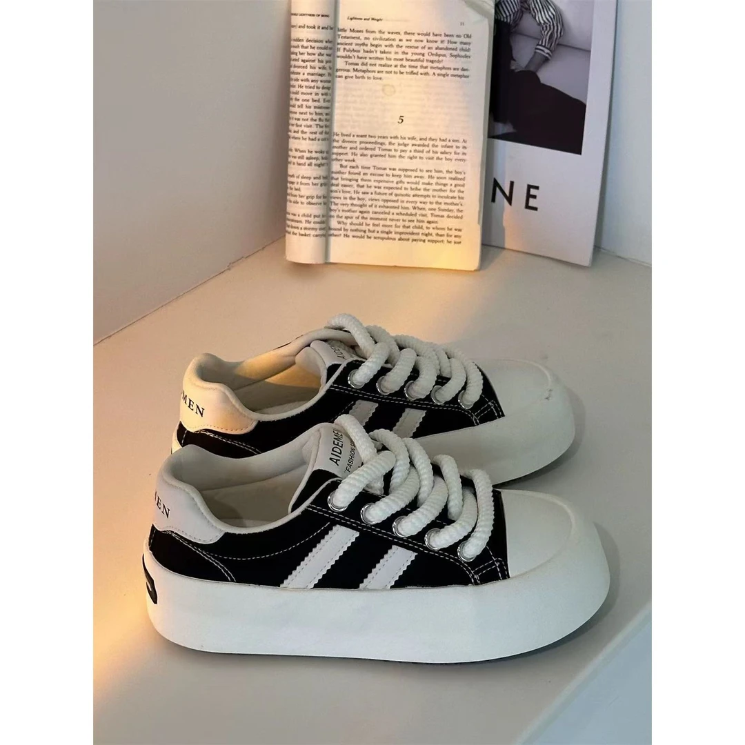 TP313黑色休闲百搭板鞋女新款学生厚底chic复古日系学院帆布鞋子