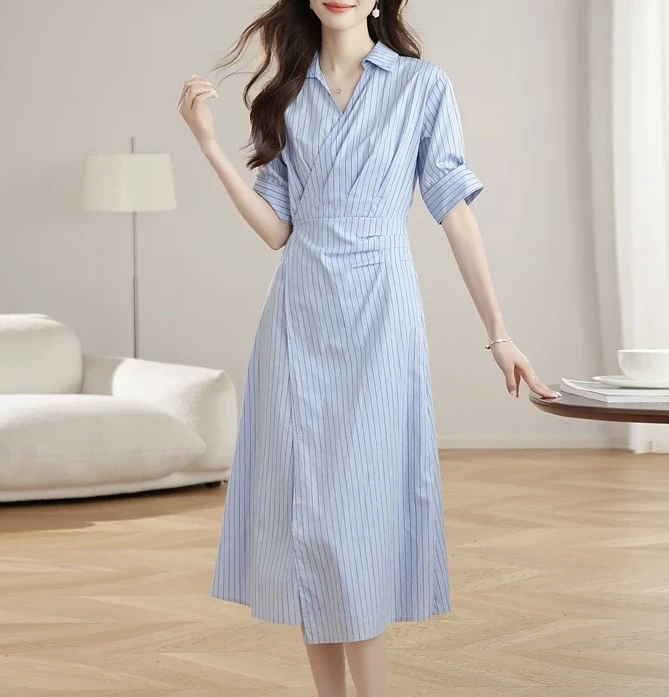 319 蓝色条纹衬衫气质高级感不规则设计款收腰连衣裙（T017）