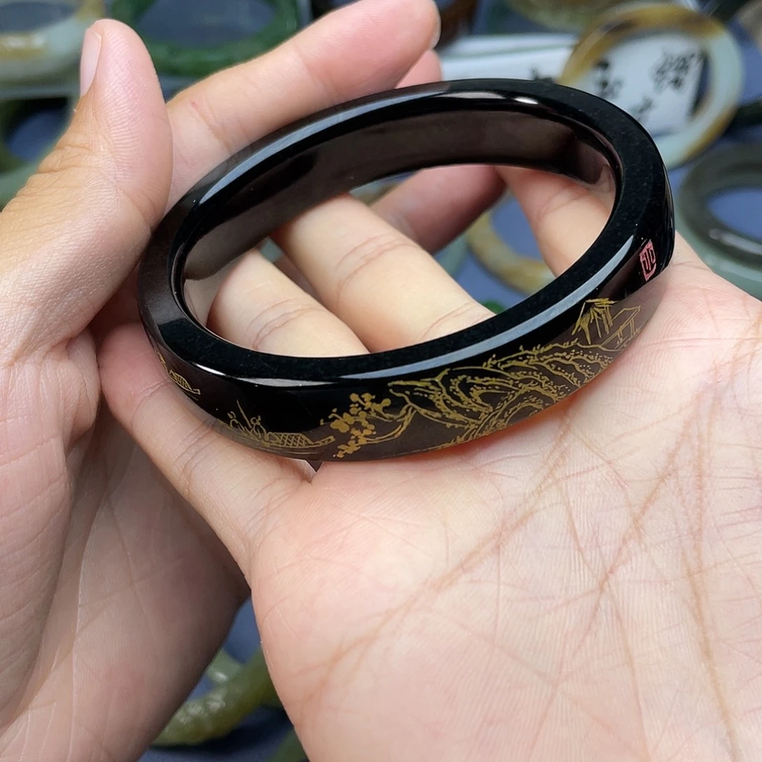 ᕑ***°未镶嵌手镯和田玉（青玉）