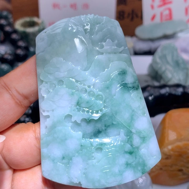 翡翠未镶嵌颈饰保真天然A货翡翠