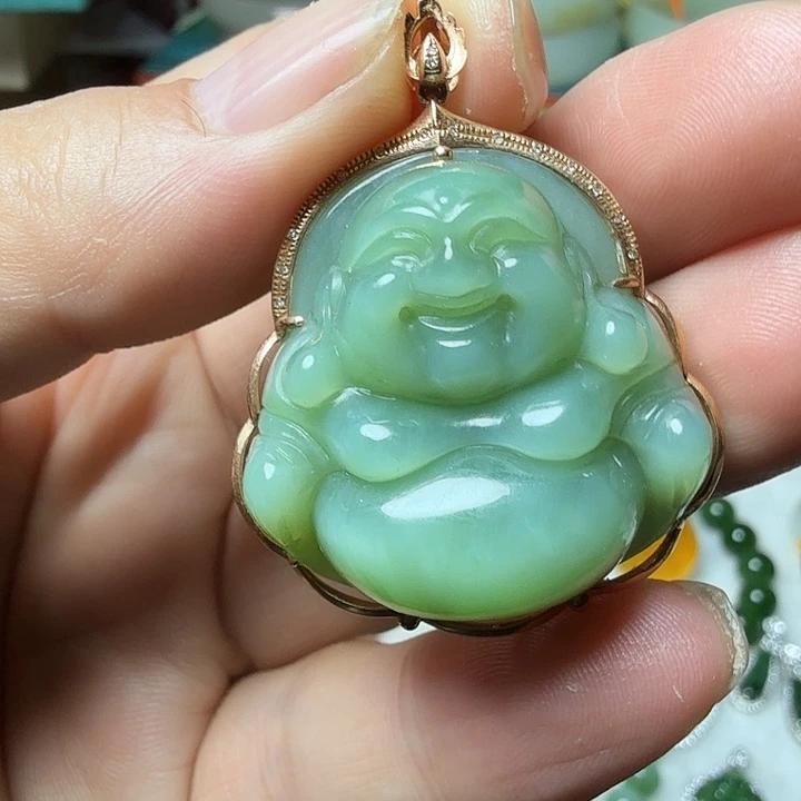 和田玉（碧玉）18K金镶嵌颈饰