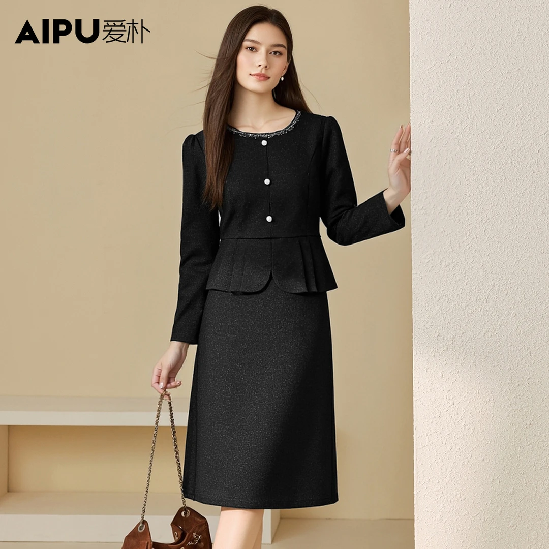 95186爱朴品牌大码女装秋装新品高端优雅风显瘦连衣裙女