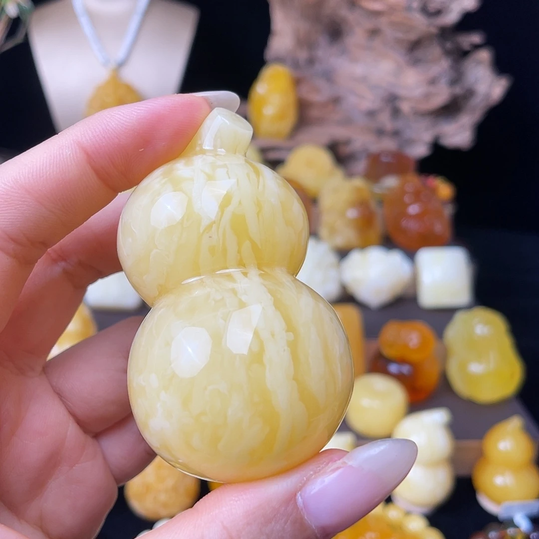 琥珀未镶嵌珠宝奇石