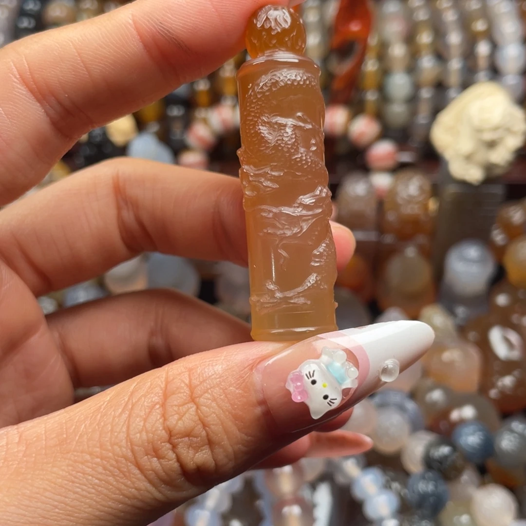 玛瑙/玉髓未镶嵌珠宝奇石