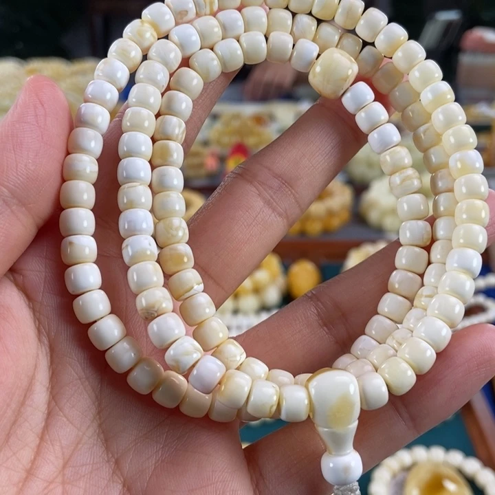 琥珀未镶嵌珠宝奇石6+白蜜108老型24.8