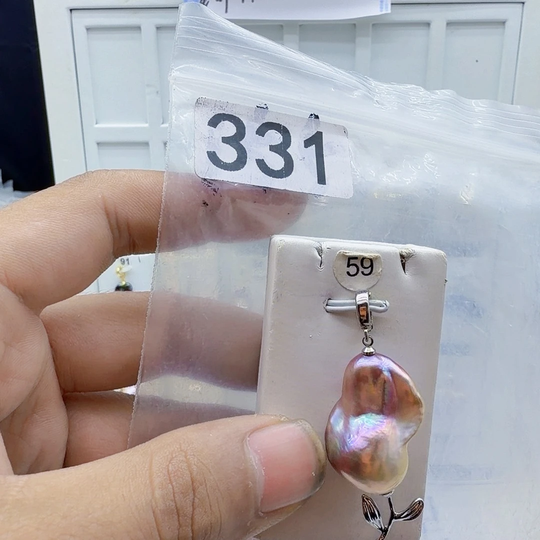 淡水珍珠颈饰合金