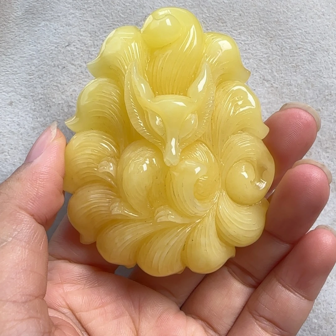 蜜蜡未镶嵌珠宝奇石