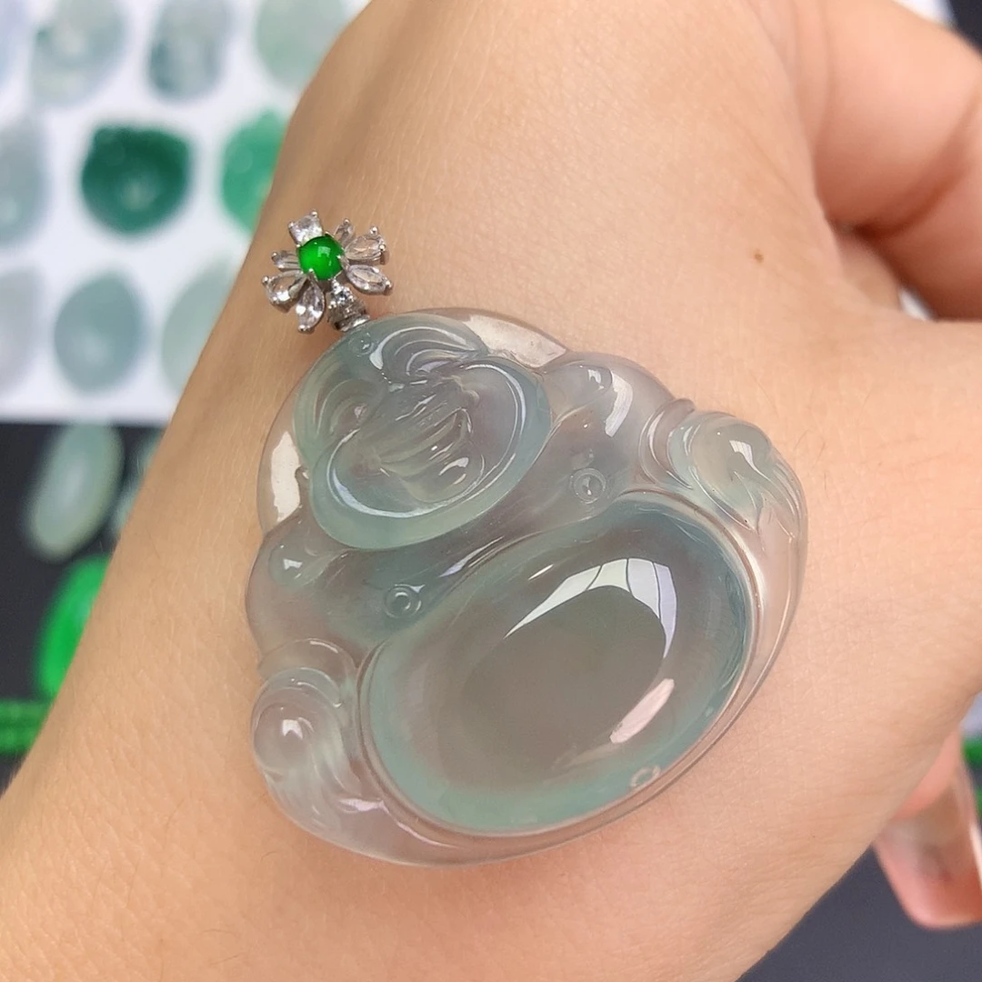 翡翠18K金镶嵌颈饰佛公