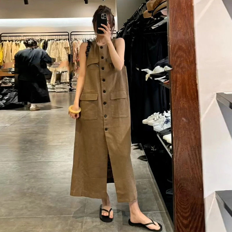 2025年夏季设计感慵懒风无袖通勤工装裙高端中长款复古气质连衣裙