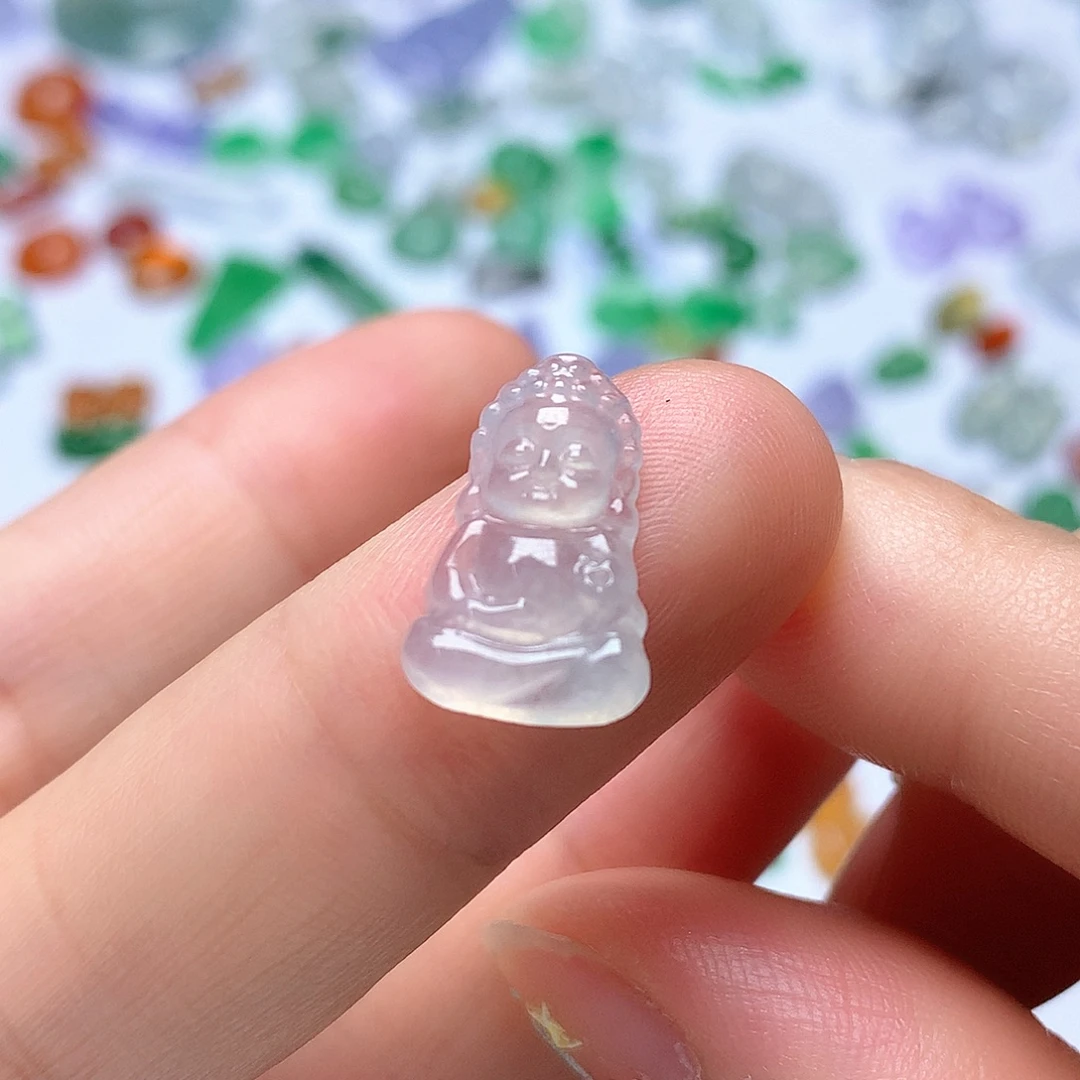 翡翠未镶嵌颈饰宝宝佛